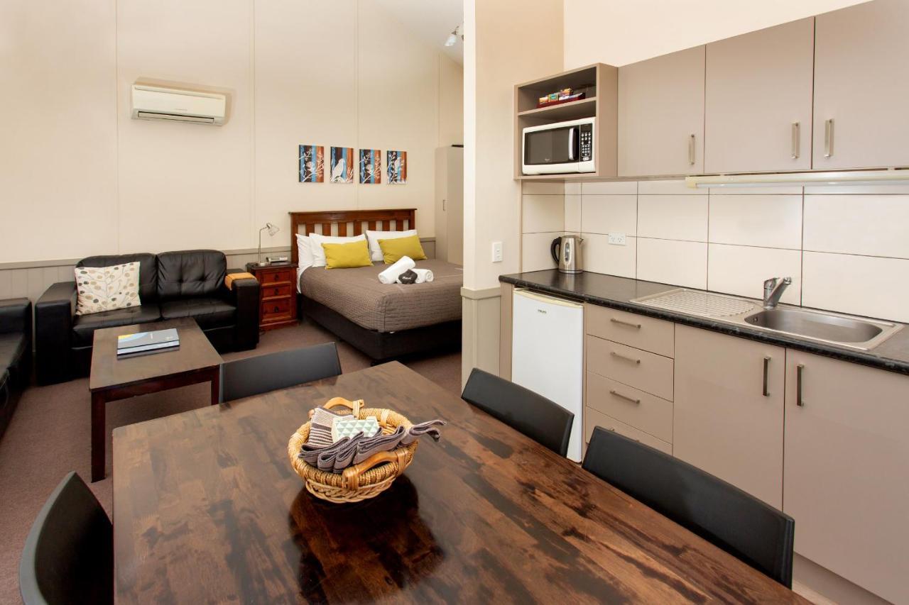 Queenstown Top 10 Holiday Park מראה חיצוני תמונה