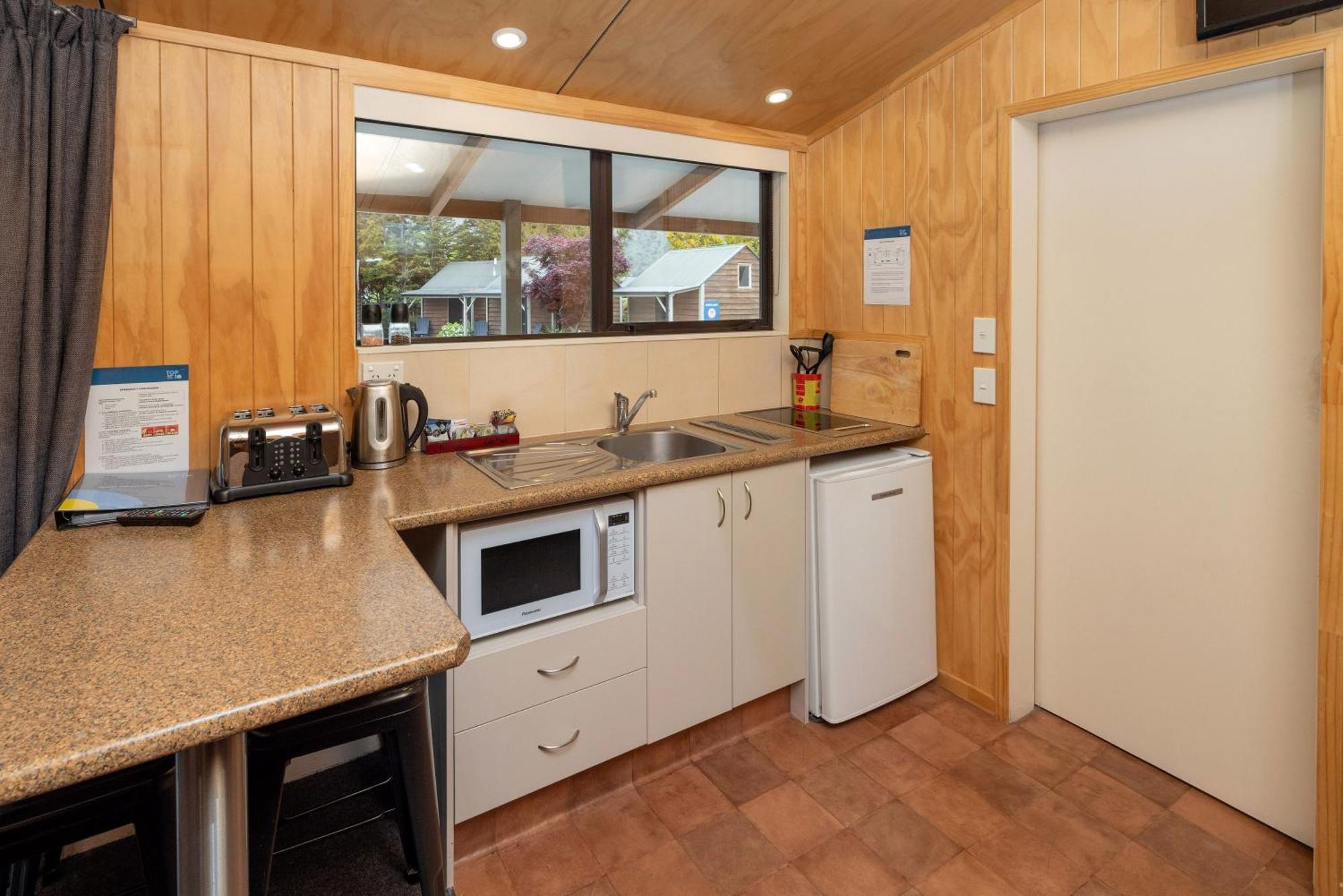 Queenstown Top 10 Holiday Park מראה חיצוני תמונה