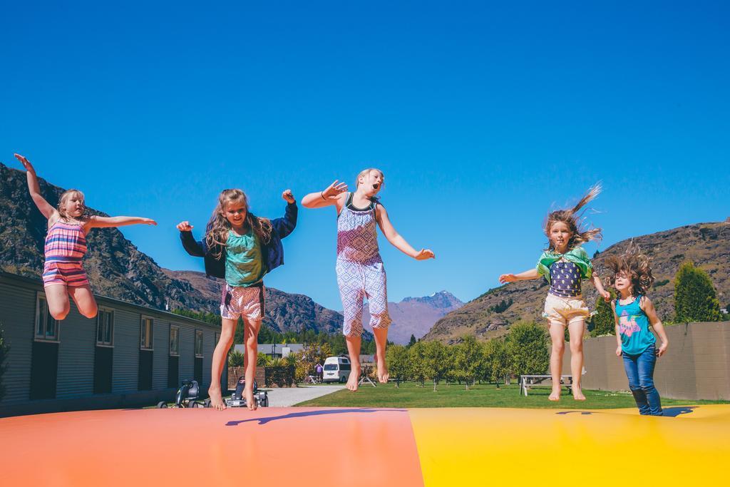 Queenstown Top 10 Holiday Park מראה חיצוני תמונה