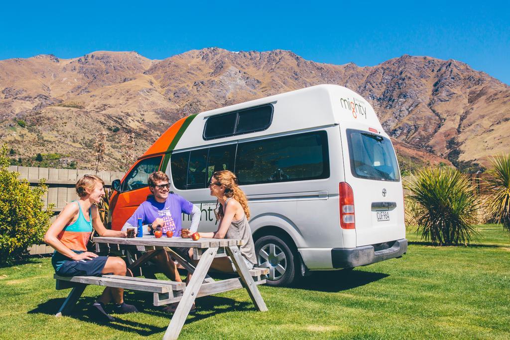 Queenstown Top 10 Holiday Park מראה חיצוני תמונה
