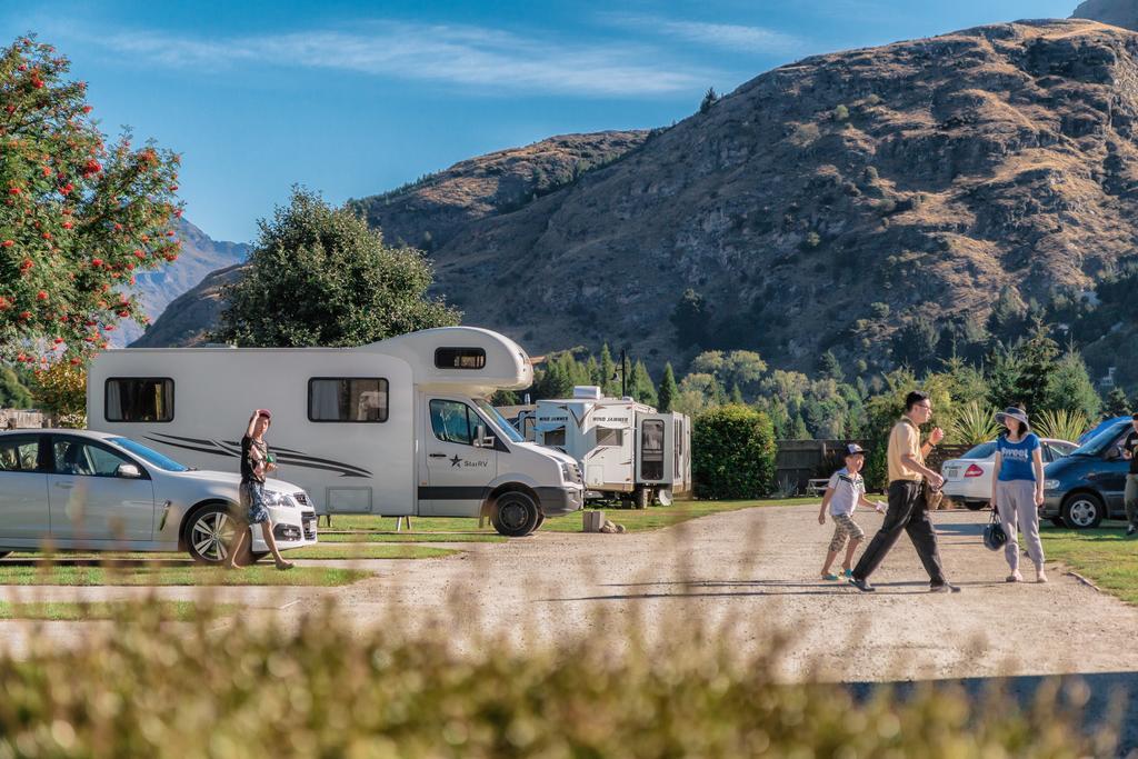 Queenstown Top 10 Holiday Park מראה חיצוני תמונה