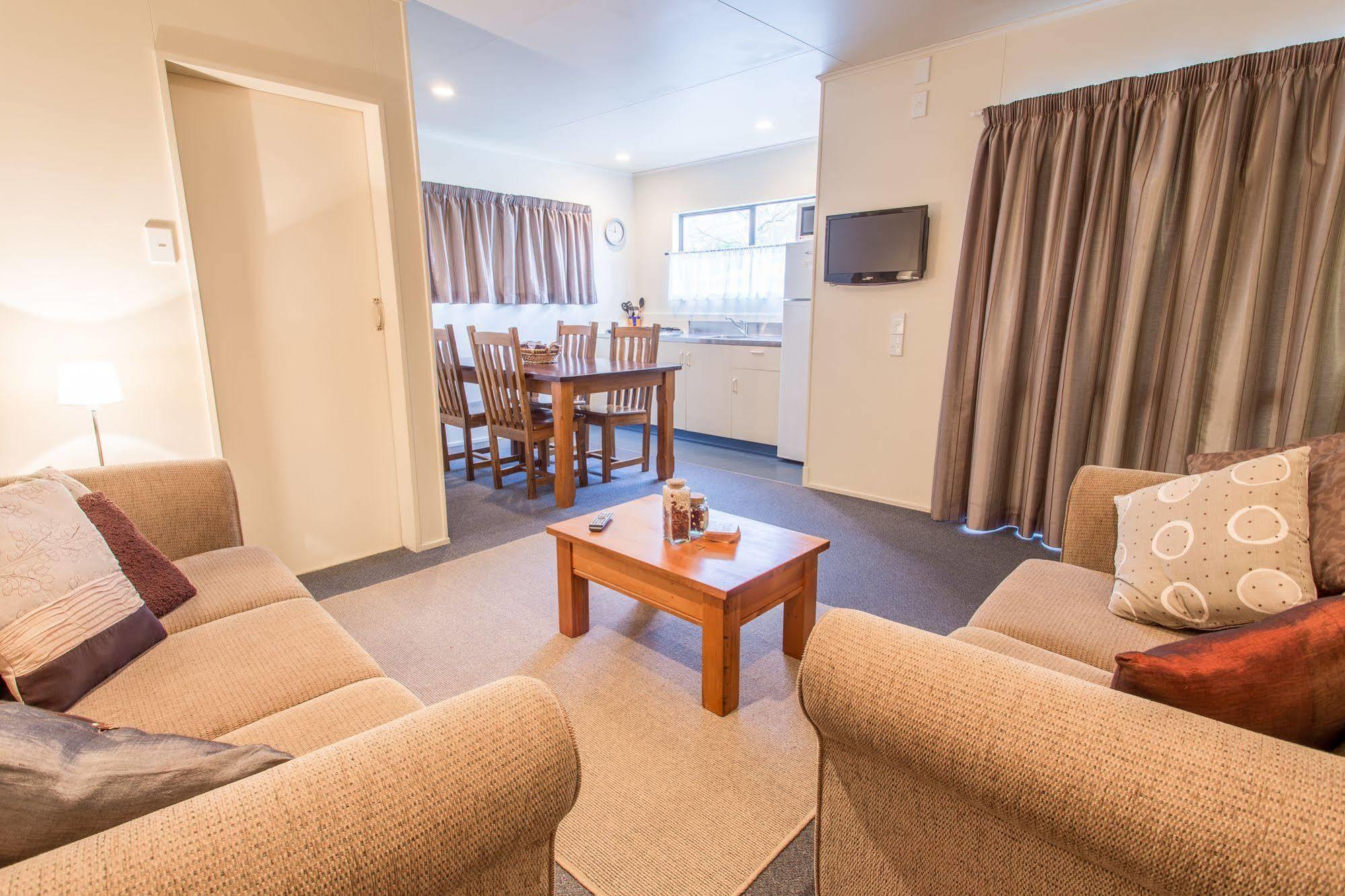 Queenstown Top 10 Holiday Park מראה חיצוני תמונה